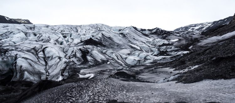 fonte-des-glaces-montagnes